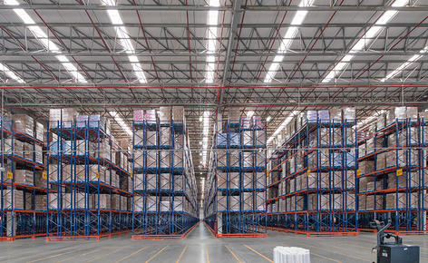 Lagerkapazität für mehr als 83.500 Paletten im Distributionszentrum  von Unilever